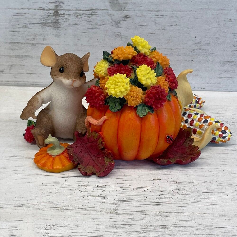 Charming Tails Wishing You A Beautiful Autumn Mouse Pumpkin Figurine 85/527